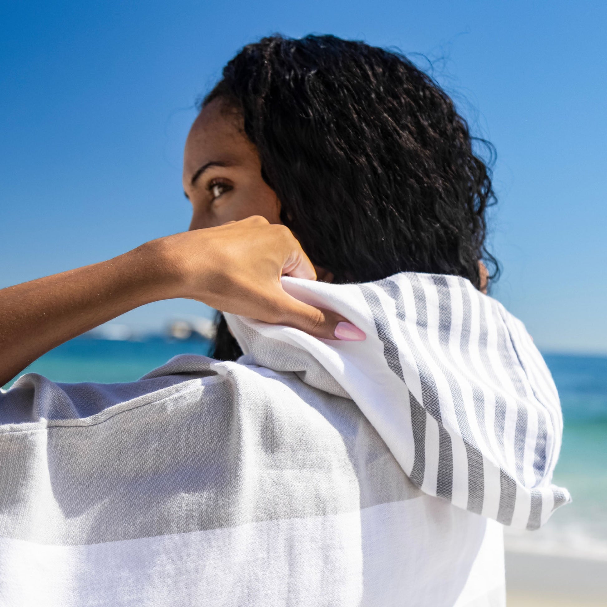 towel-poncho-i9 7_0002_Beach_Poncho_7.jpg