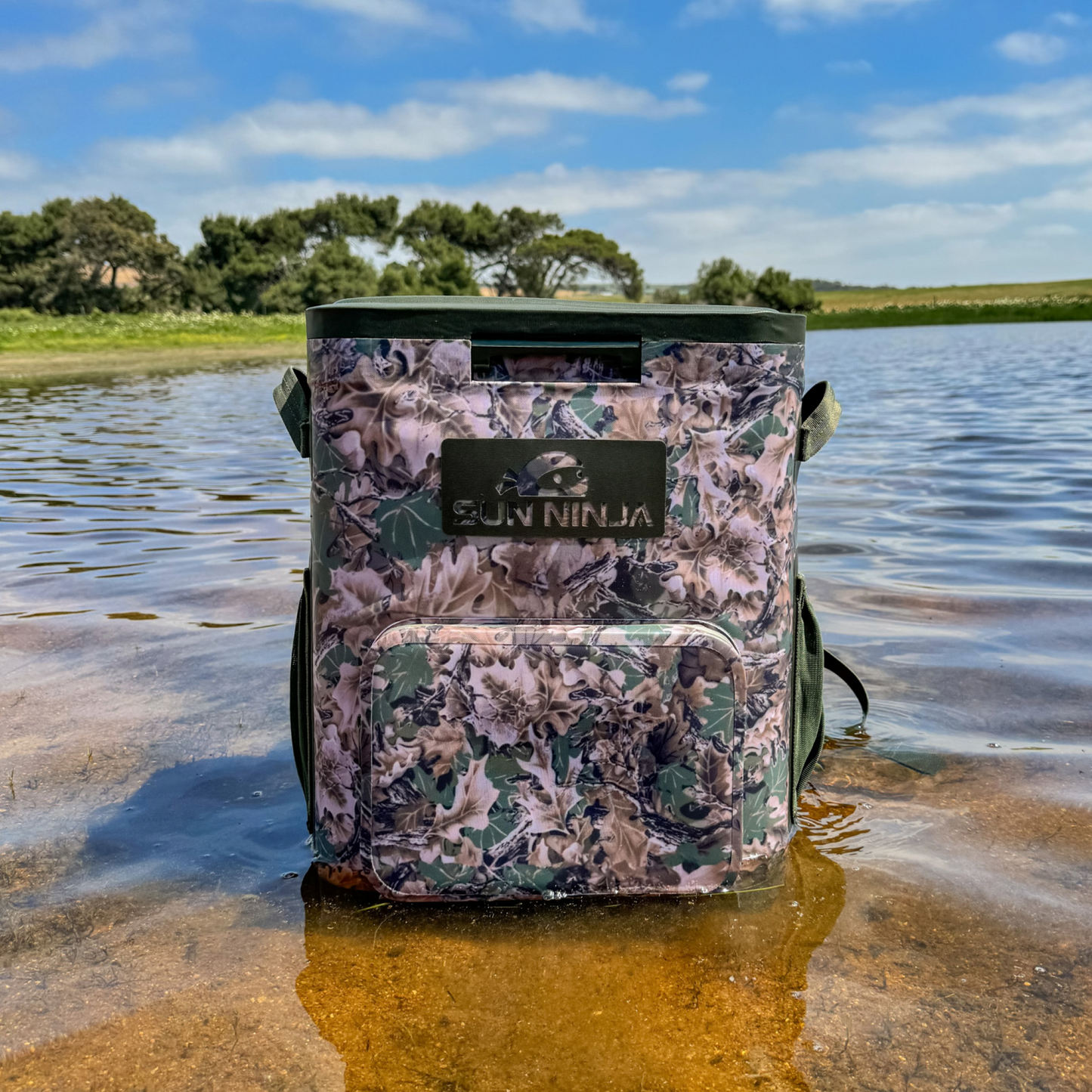 backpack-cooler-e8 Backpack_cooler_camo_8.png