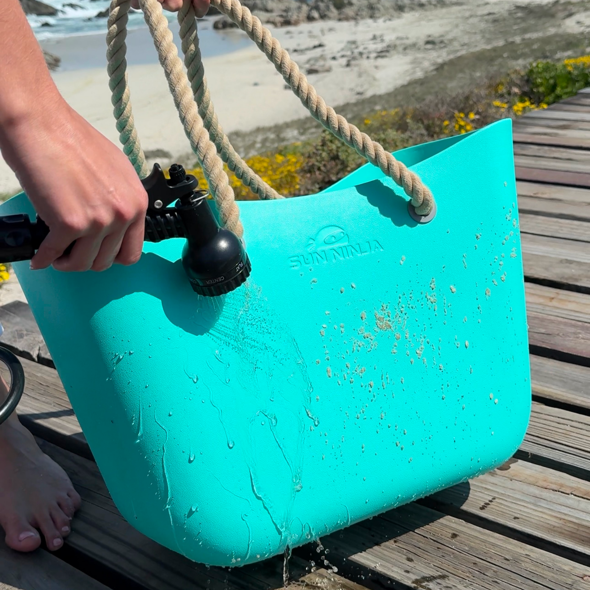 rubber-beach-tote-x8 Sun-Ninja-rubber_tote_mint_7.png