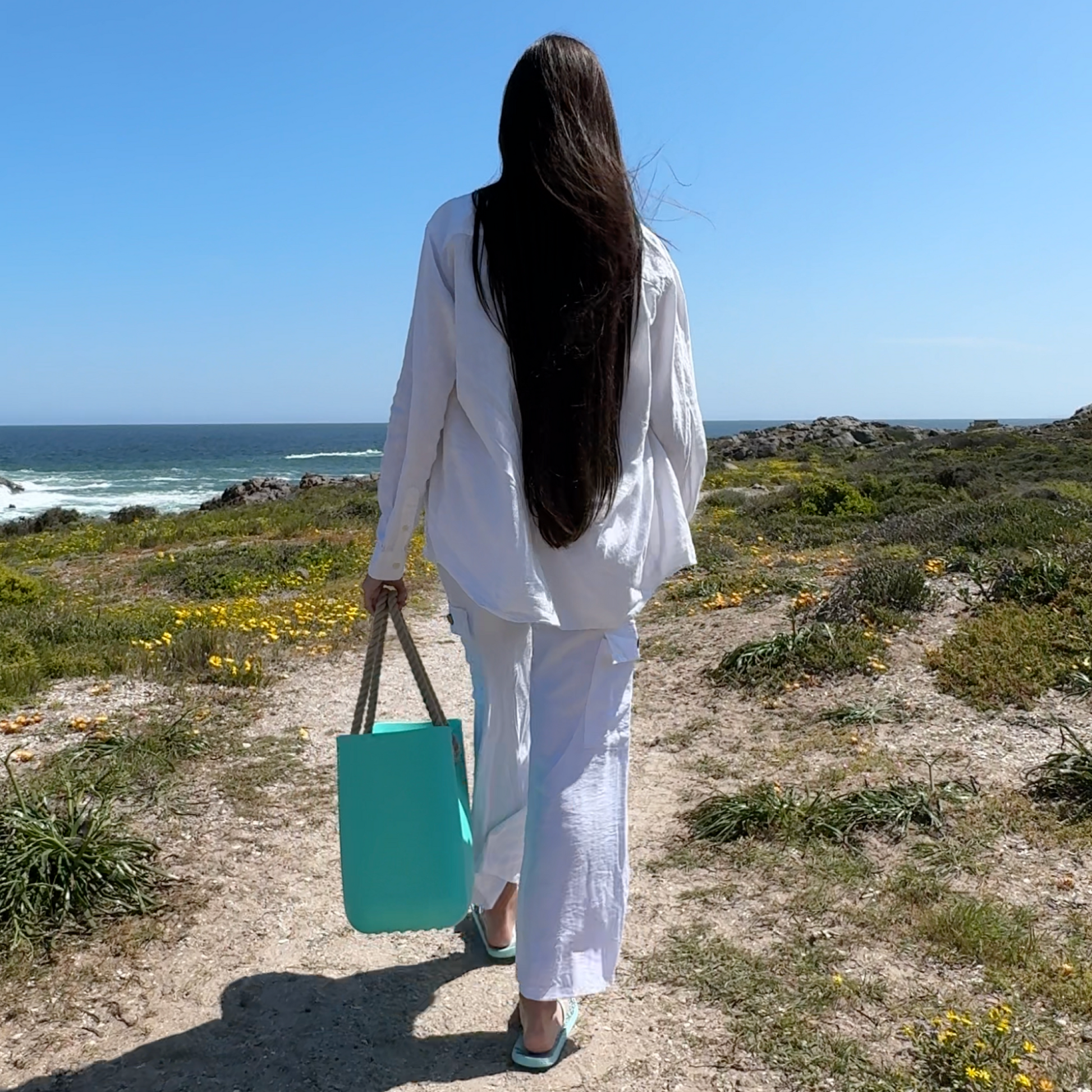 rubber-beach-tote-x8 Sun-Ninja-rubber_tote_mint_8.png