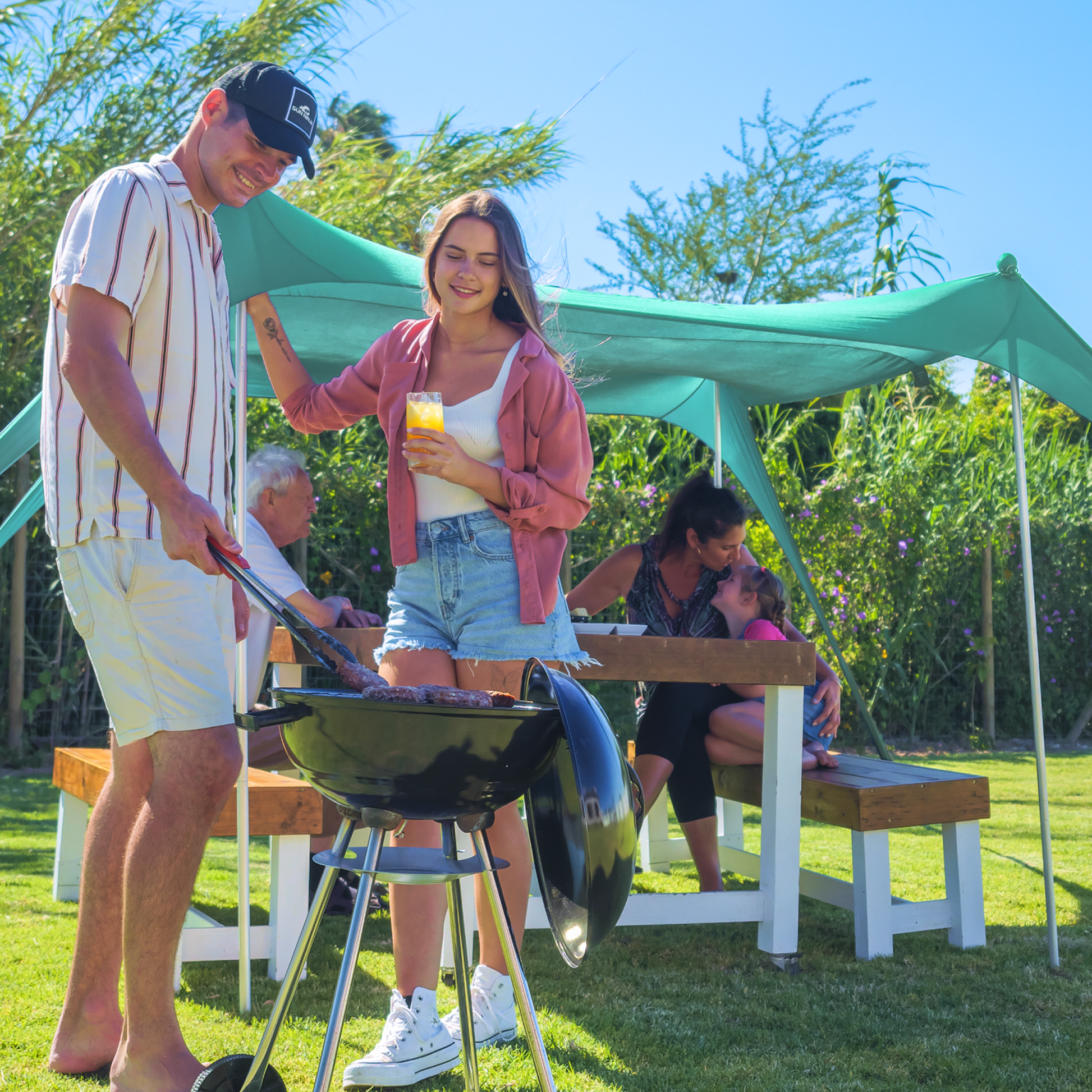 beach-tent-4-person-c3 Sun-Ninja_4_person_tent_green_5.png